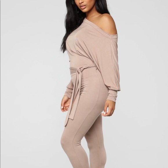 Pro Lounger Jumpsuit - Picture 4 of 5